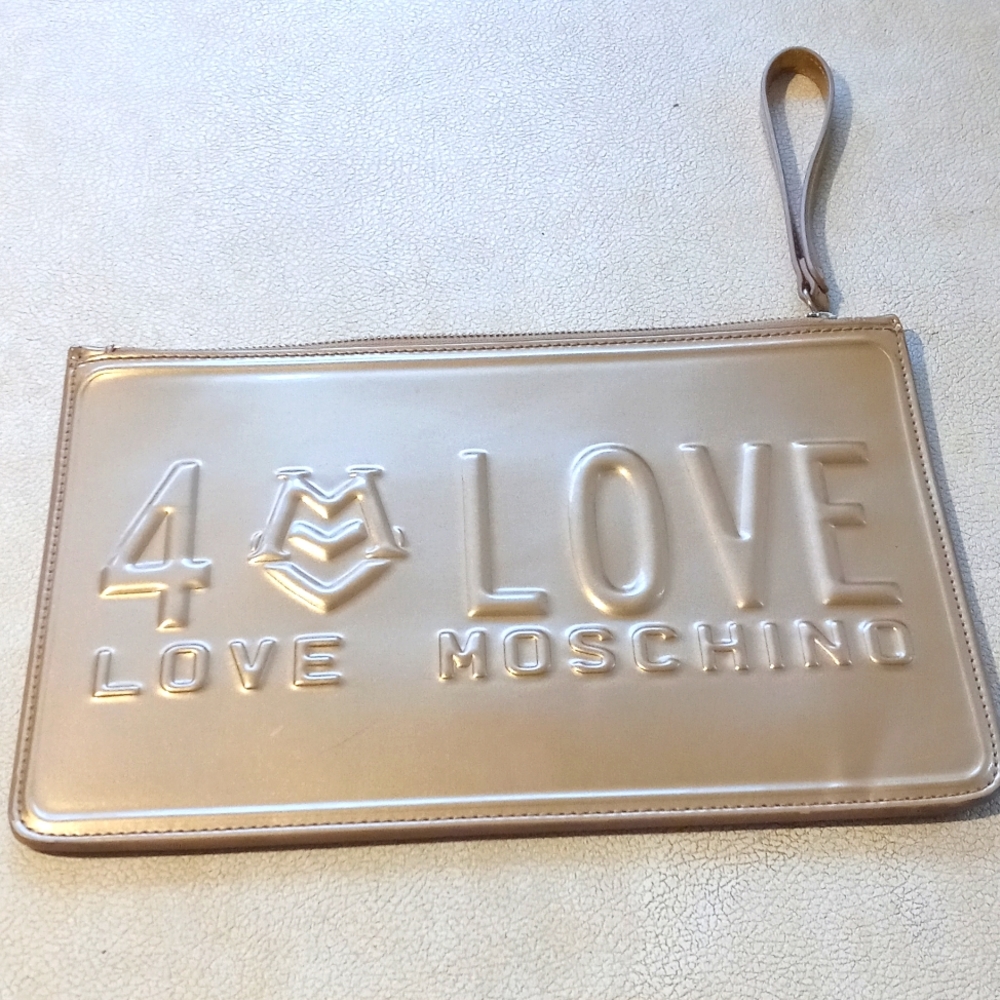 Moschino clutch